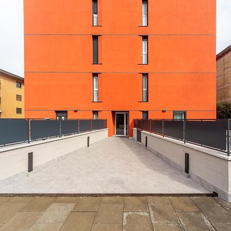 Comfy Apt With Private Parking & Balcony Milano Dış mekan fotoğraf