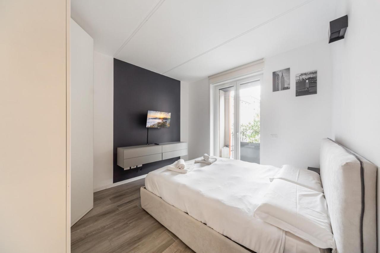 Comfy Apt With Private Parking & Balcony Milano Dış mekan fotoğraf